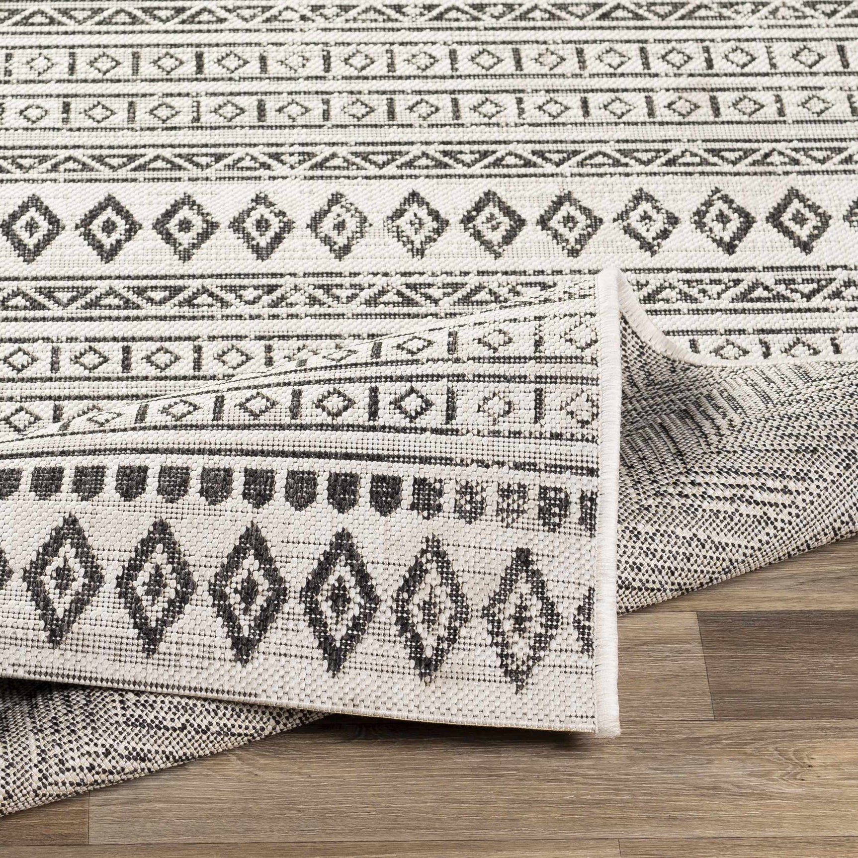 Imboden Black&White Outdoor Rug - Ornate Home