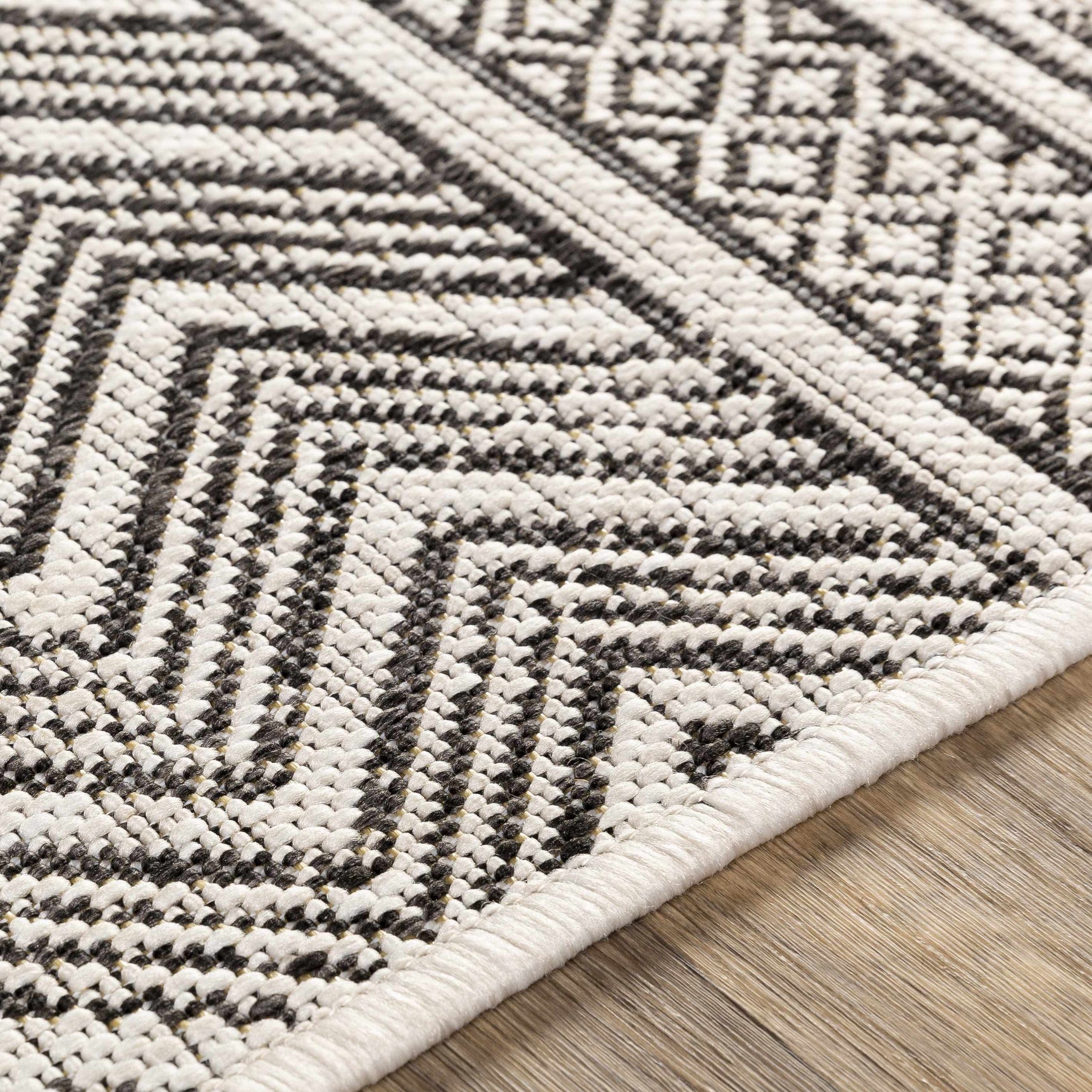 Imboden Black&White Outdoor Rug - Ornate Home
