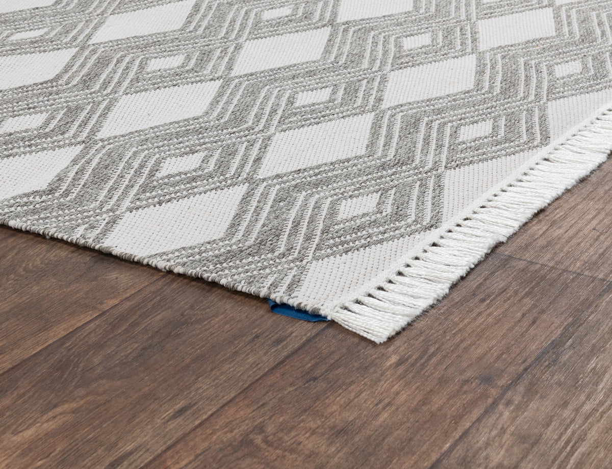 Indoor/Outdoor Banning Pebble Gray Rug - Ornate Home