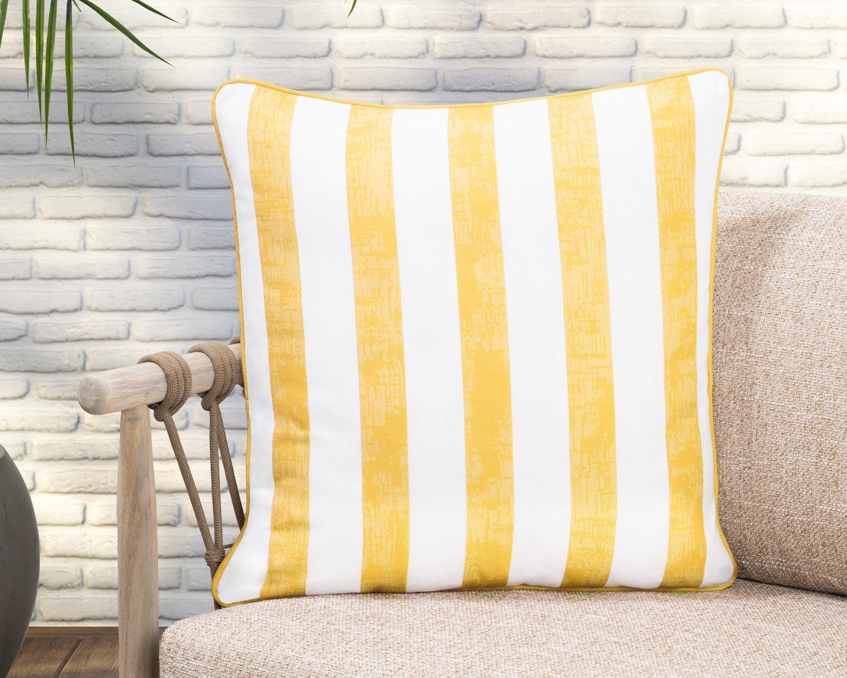 Indoor/Outdoor Milton Yellow 22x22 Throw Pillow (Set of 2) - Ornate Home