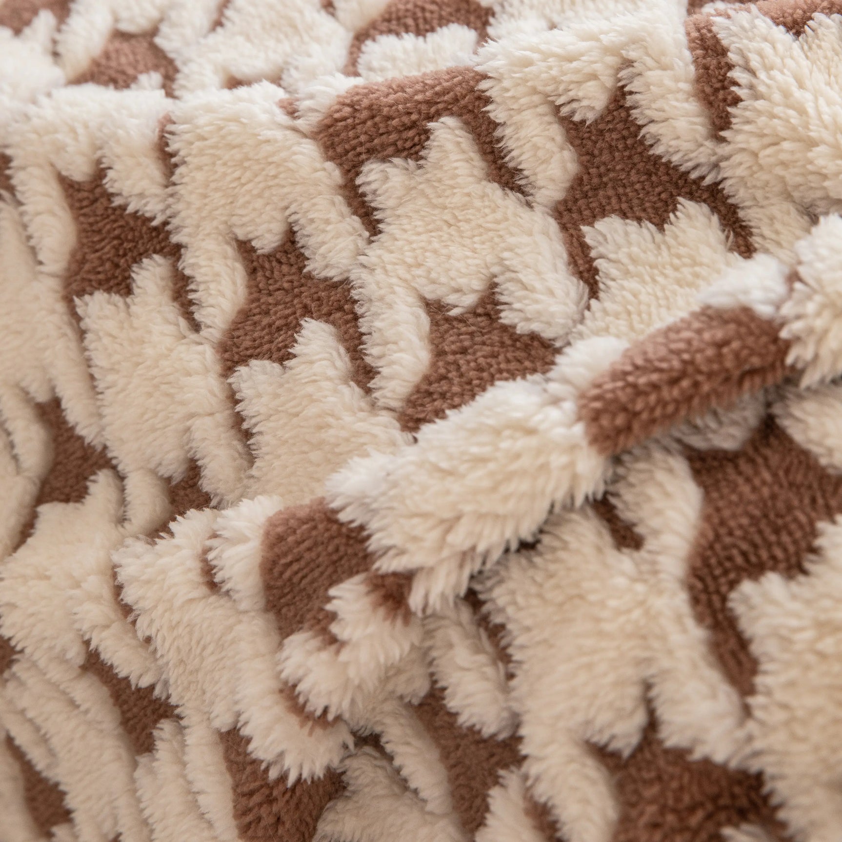 Jacquard Plush Houndstooth Sofa Throw Cover, Cover Throws for Sofas, Stylish Living Room Throws - Ornate Home