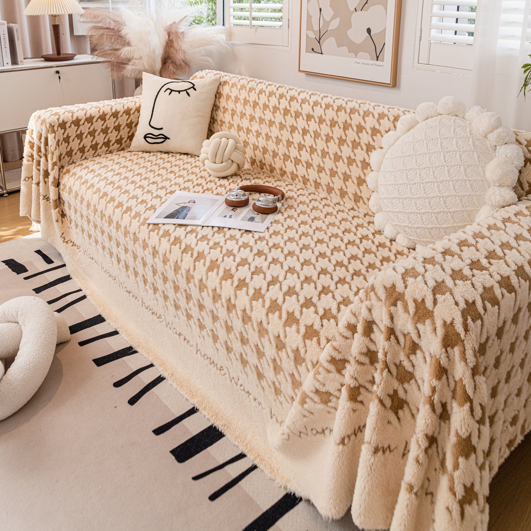 Jacquard Plush Houndstooth Sofa Throw Cover, Cover Throws for Sofas, Stylish Living Room Throws - Ornate Home