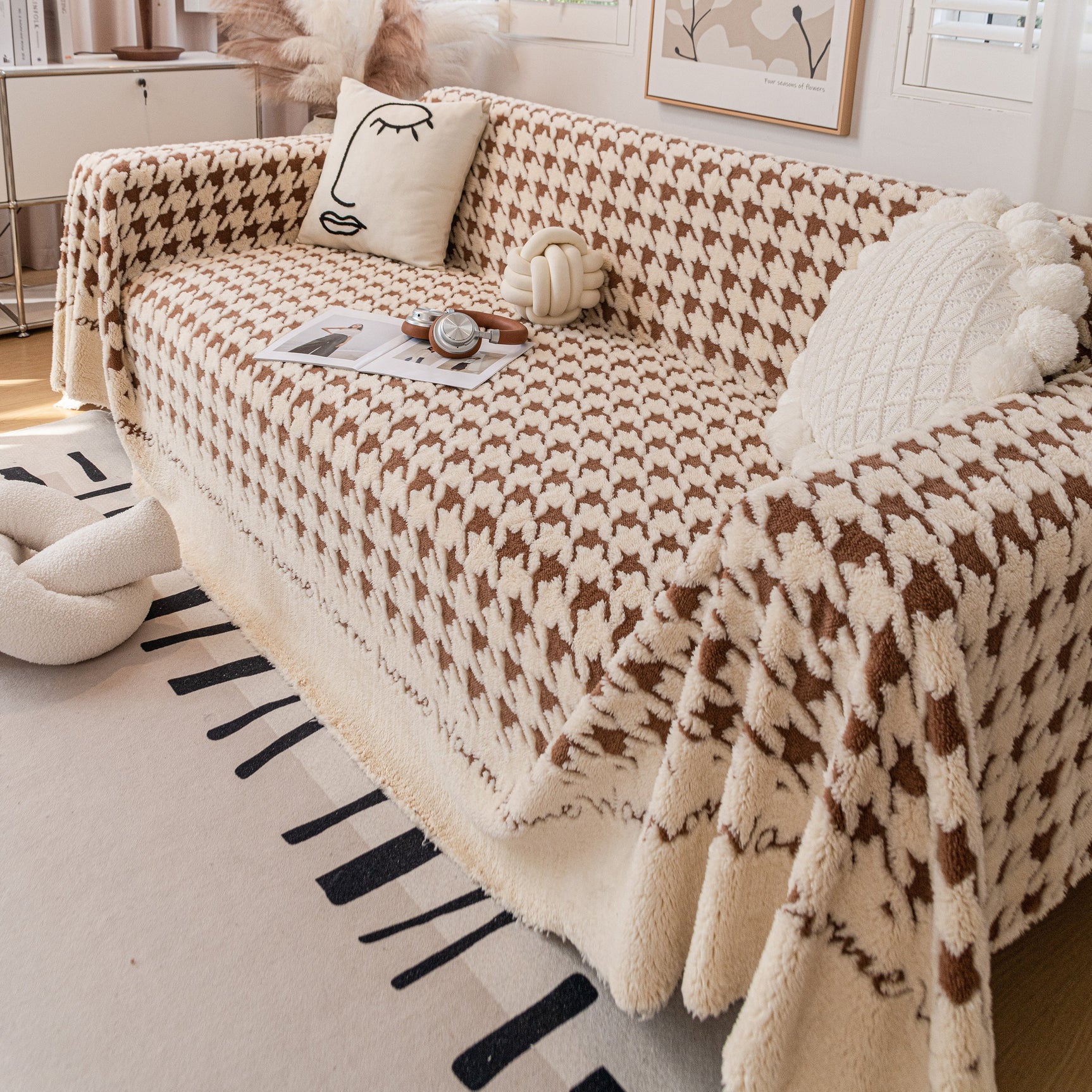 Jacquard Plush Houndstooth Sofa Throw Cover, Cover Throws for Sofas, Stylish Living Room Throws - Ornate Home