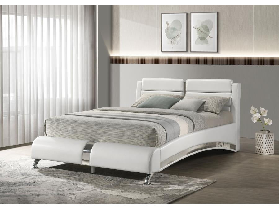 Jeremaine White Queen Bed - Ornate Home