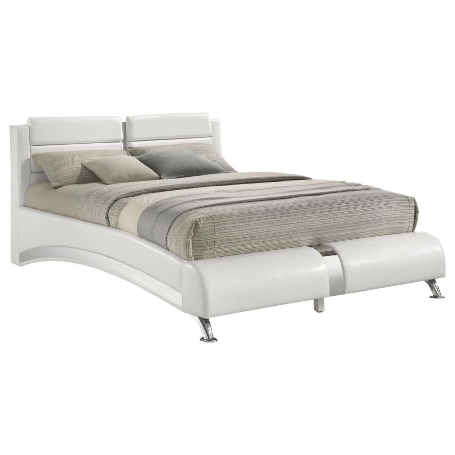 Jeremaine White Queen Bed - Ornate Home