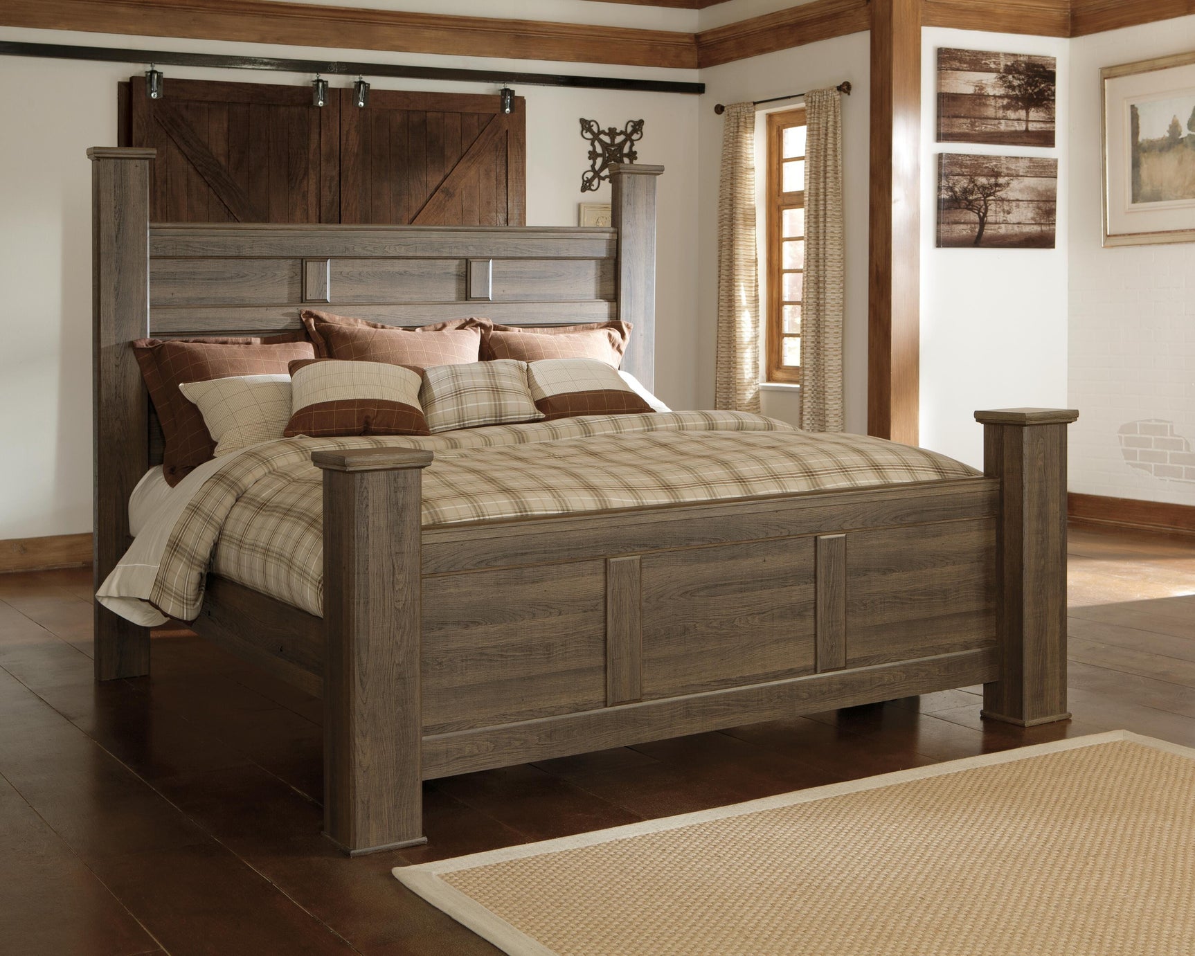 Juararo Dark Brown King Poster Bed and 2 Nightstands - Ornate Home