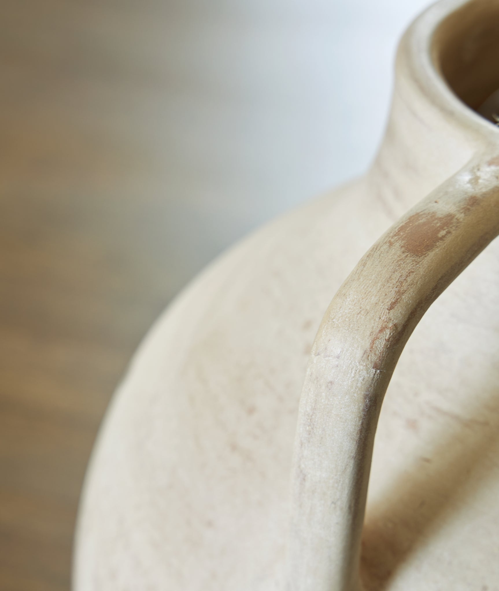 Justy Antique Beige Vase - Ornate Home