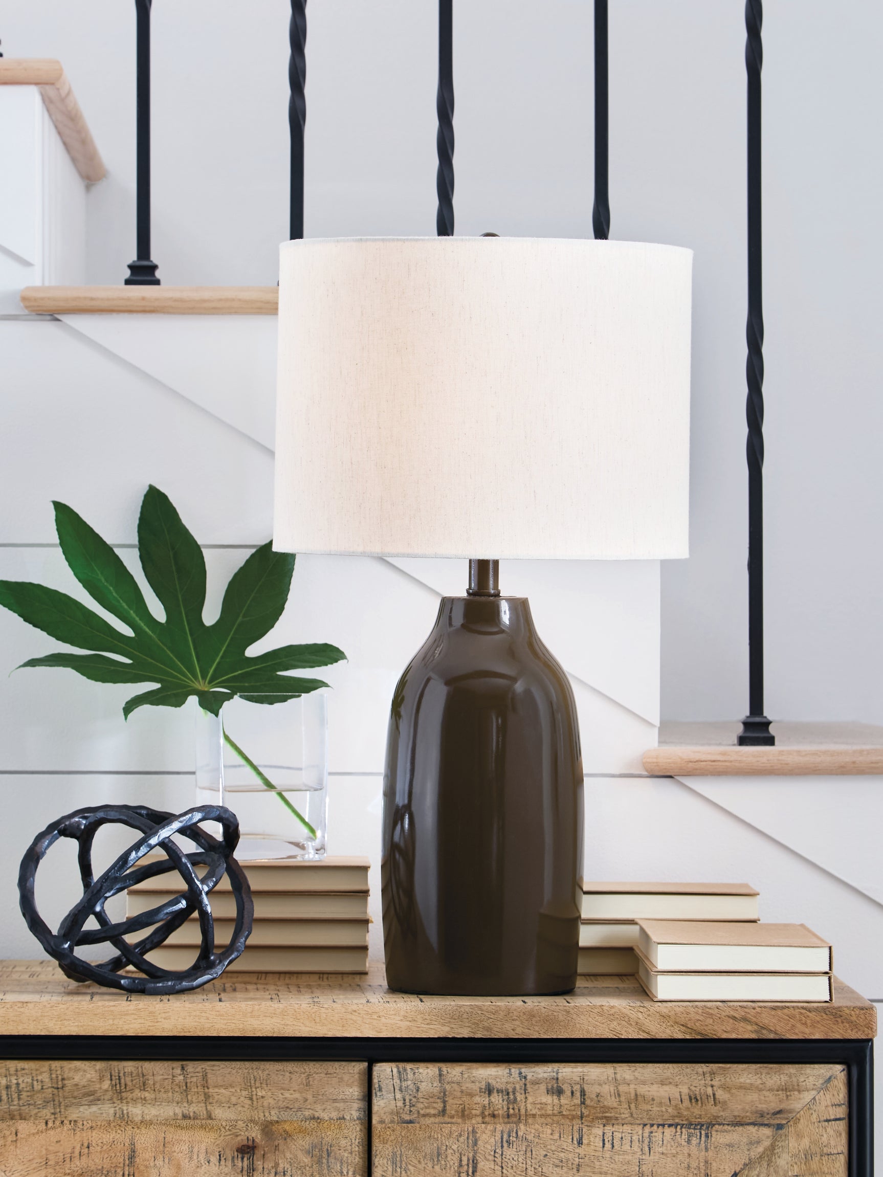 Jyler Brown Table Lamp - Ornate Home