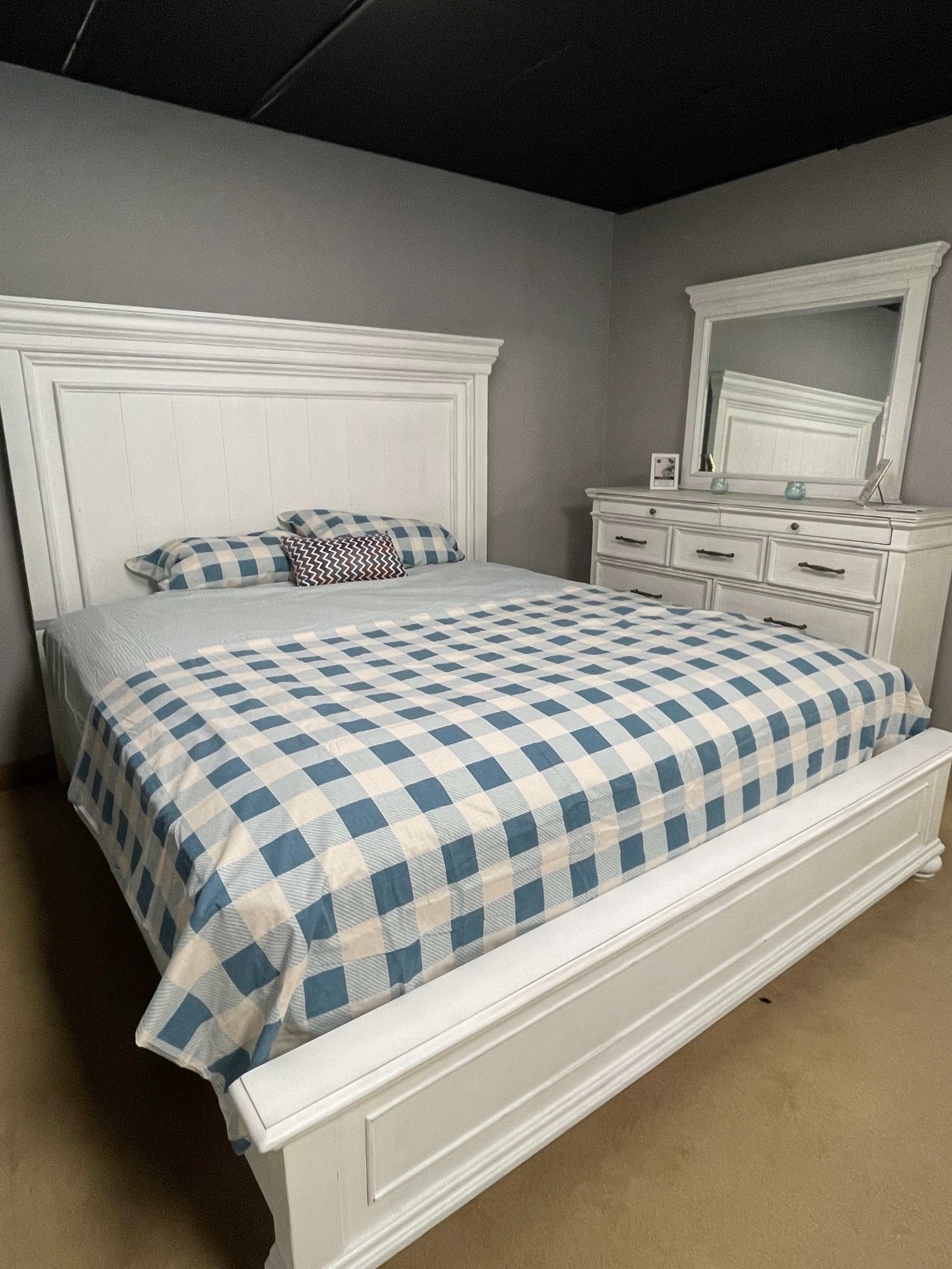 Kanwyn Whitewash California King Panel Bed (Online Special Price) - Ornate Home