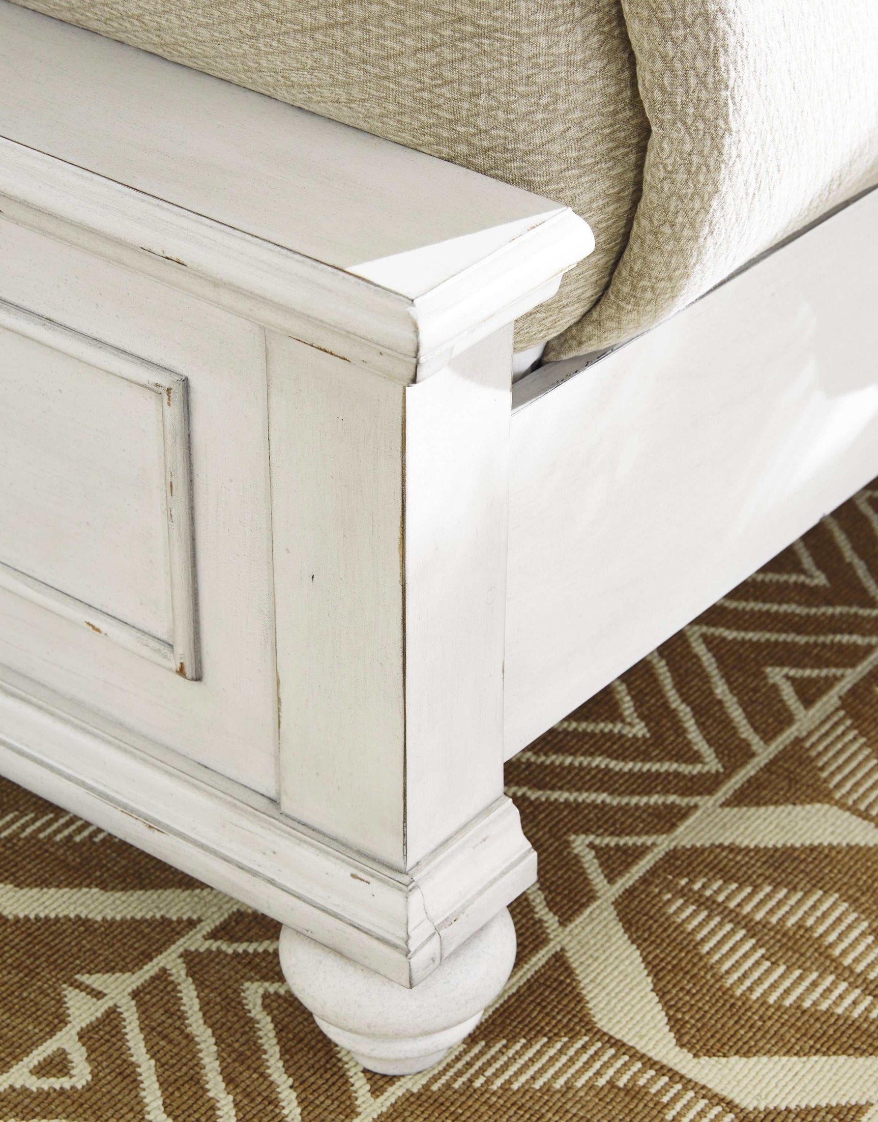 Kanwyn Whitewash Queen Panel Bedroom Set / 5pc (Online Special Price) - Ornate Home