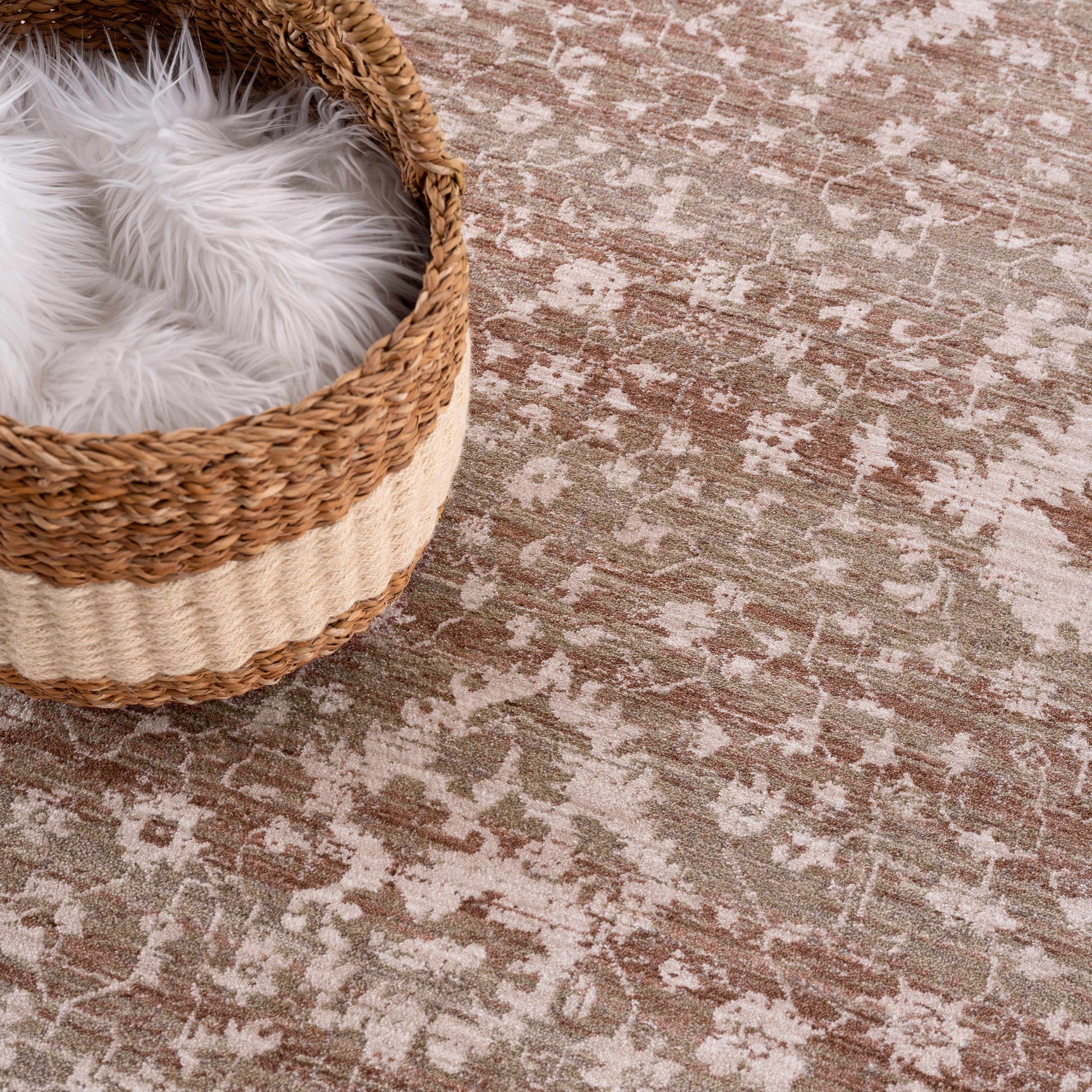 Kaongkod Area Rug - Clearance - Ornate Home