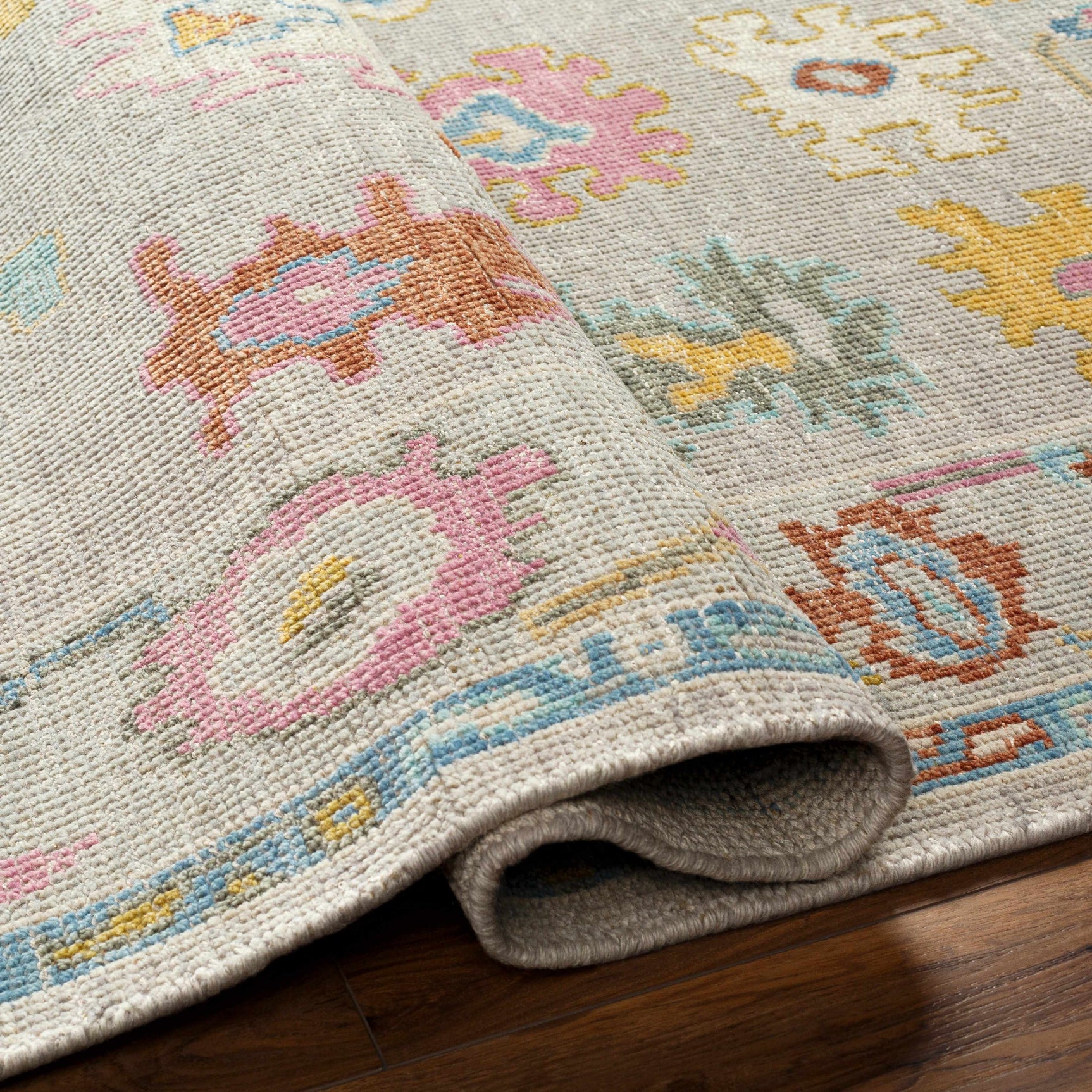 Kapaya Premium Wool Rug - Clearance - Ornate Home
