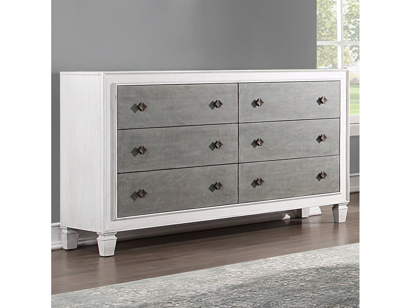 Katia Dresser - Ornate Home