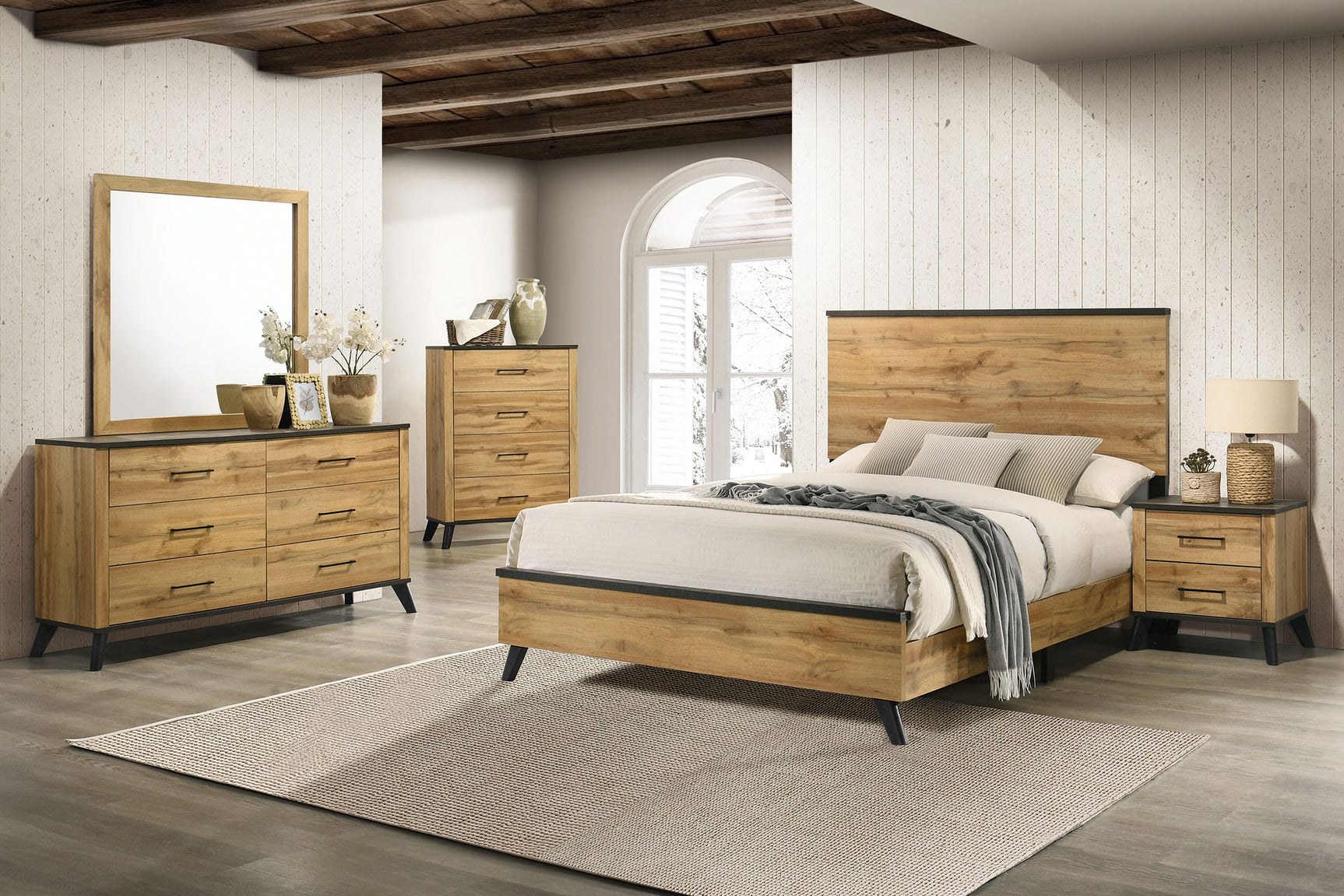 Kaywood Weathered Brown / Natural Pine Full Panel Bed - Ornate Home