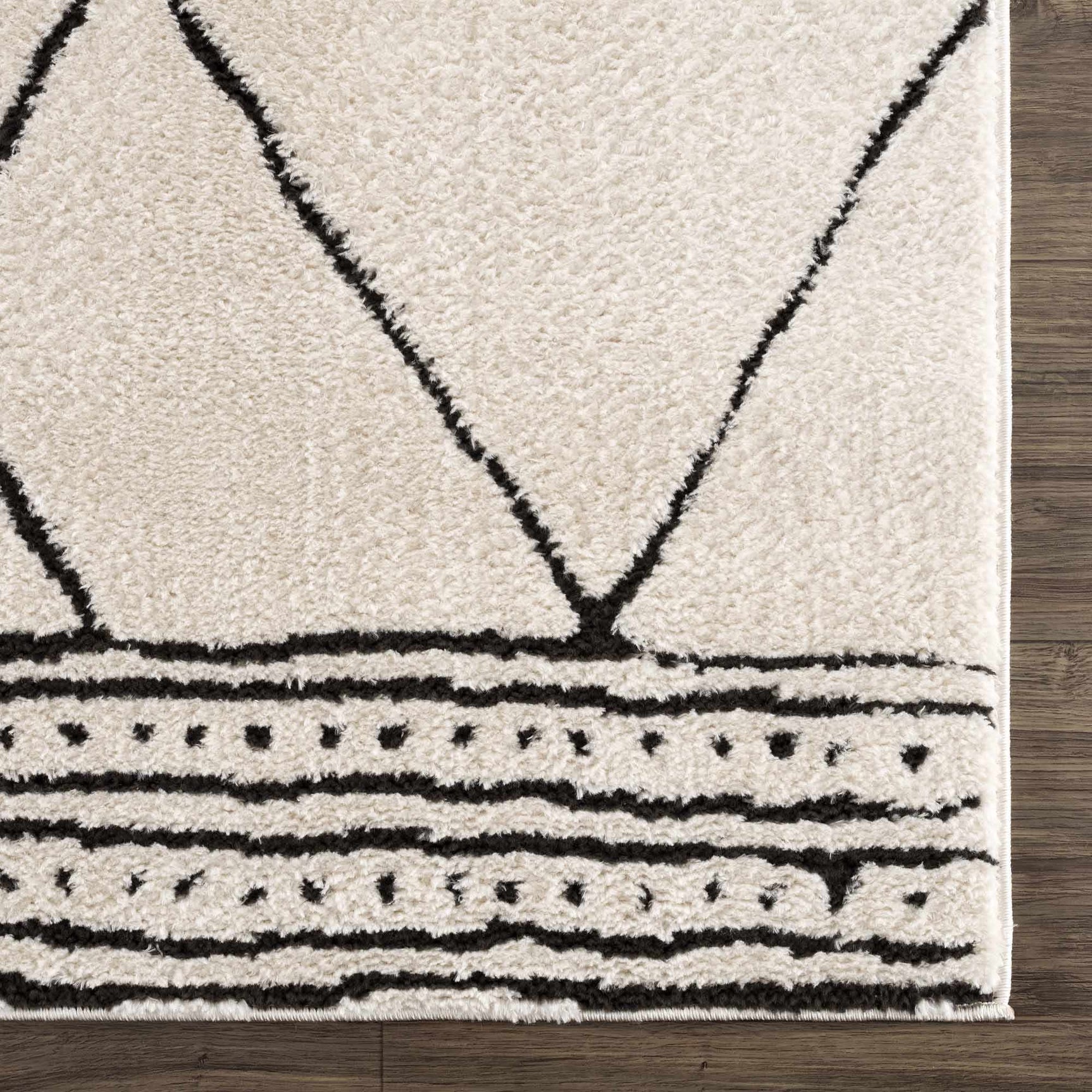Keone Black & White Thick Rug - Ornate Home