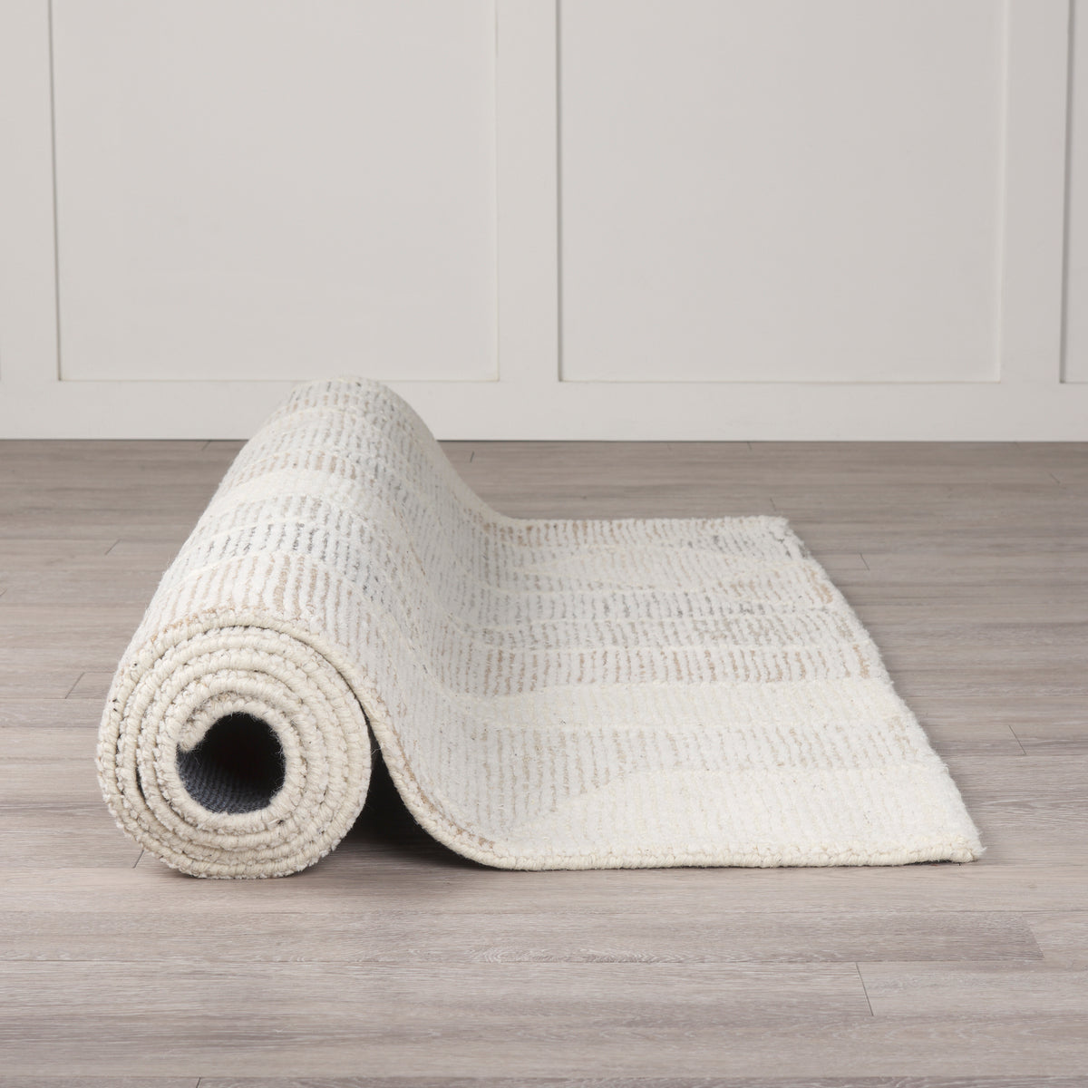 Kolt Gray/Beige 5x8 Neutral Geometric Patterned Wool Area Rug - Ornate Home