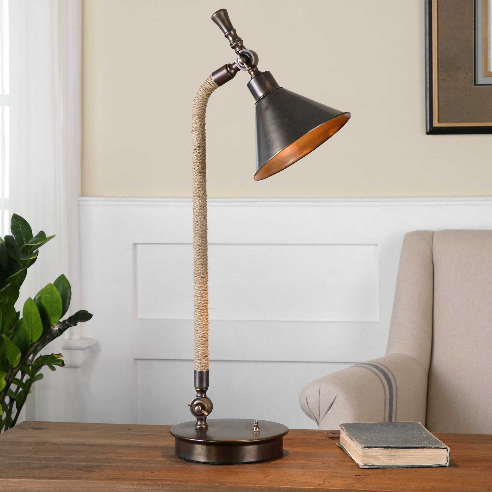 Duvall Task Bronze/Brown Lamp