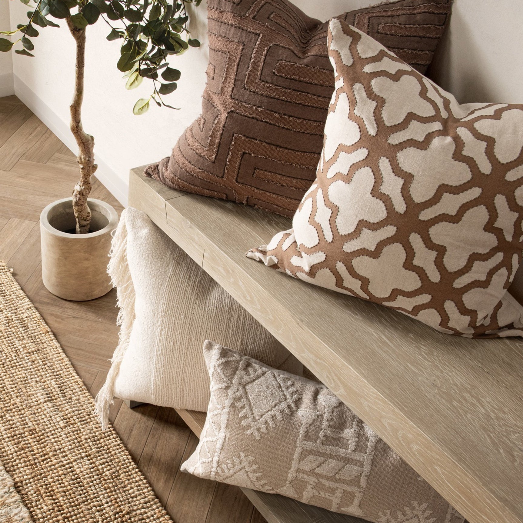 LN Mullan Frothed Brown 22x22 Throw Pillow (Set of 2) - Ornate Home