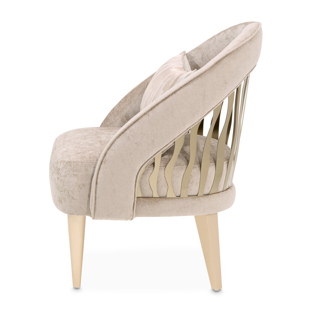 La Rachelle Medium Champagne/Lustre Flame Accent Chair