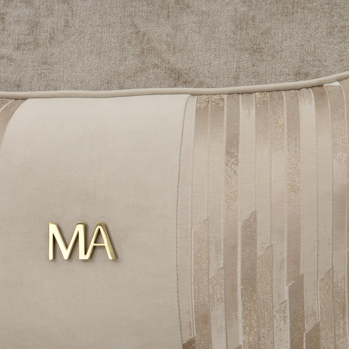 La Rachelle Medium Champagne/Lustre Sofa