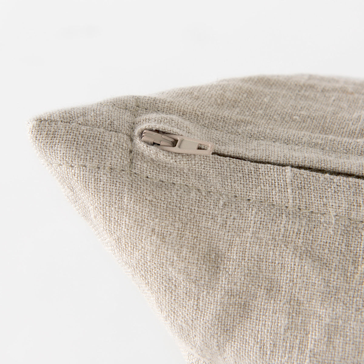 Lacey Beige/White 13x21 Decorative Pillow Cover