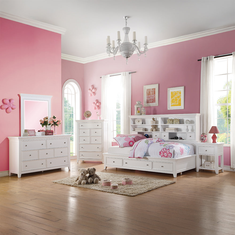 Lacey White Daybed (Full Size) - Ornate Home