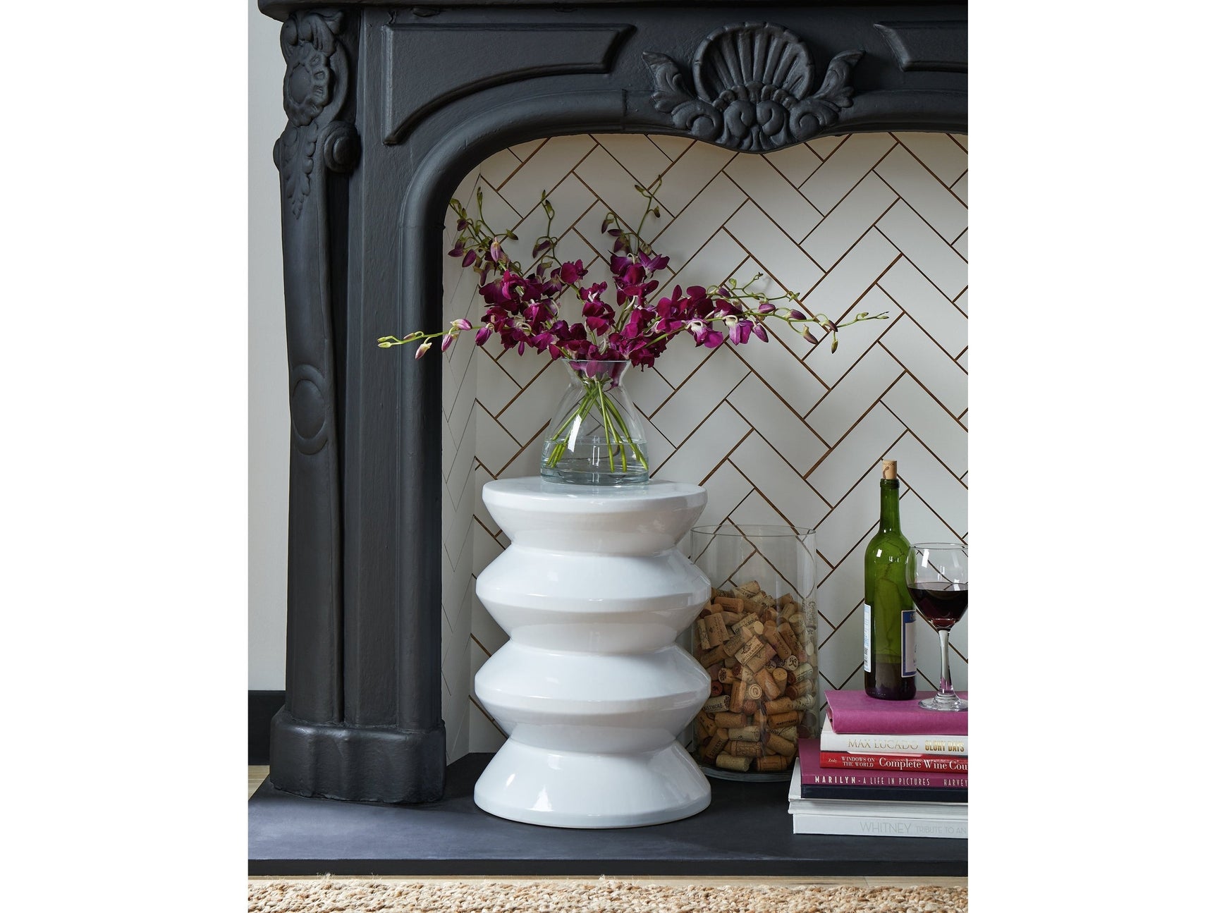 Lakiness White Stool - Ornate Home