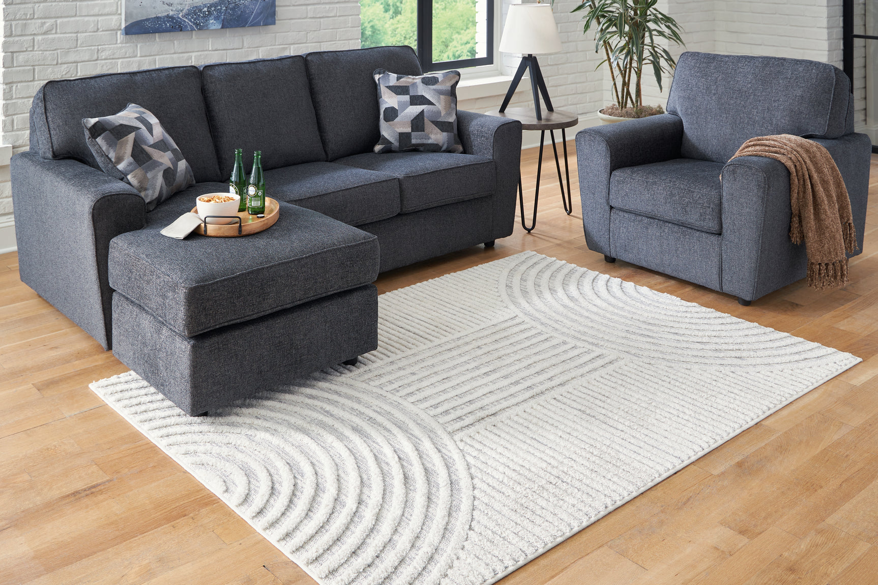 Lambworth Gray/Cream Large Rug - Ornate Home