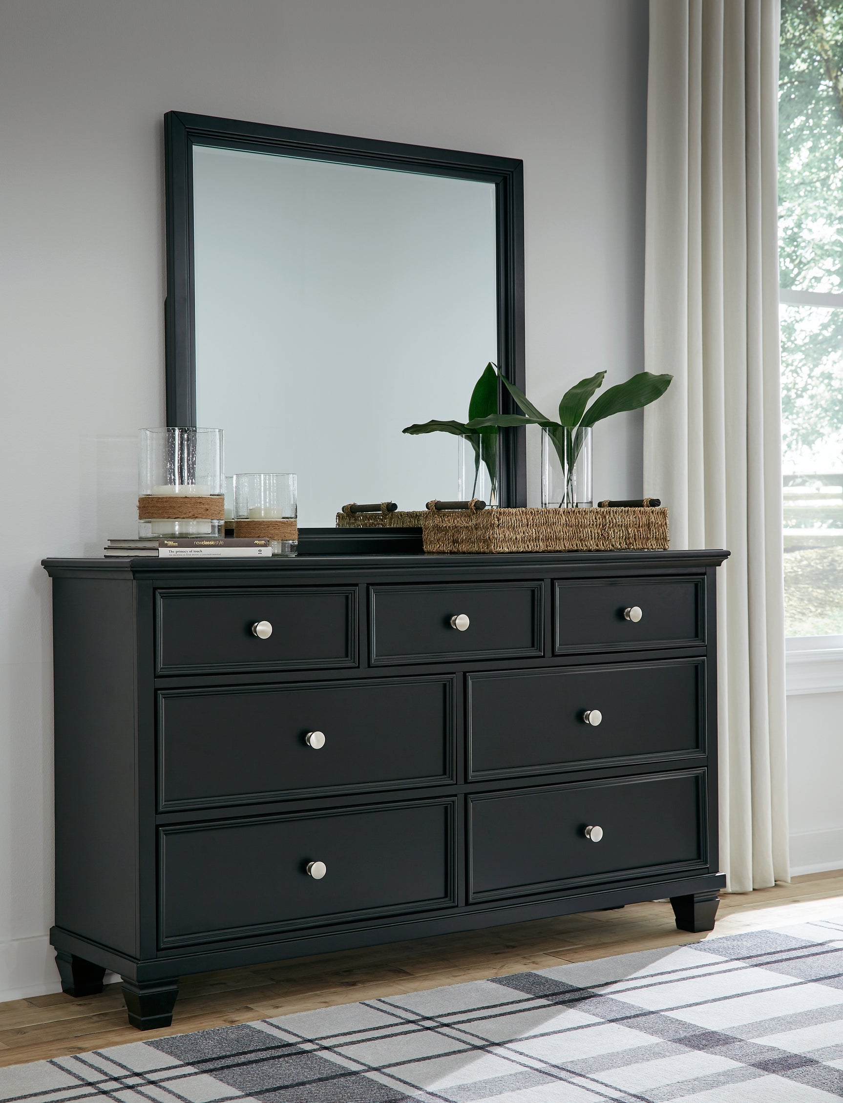 Lanolee Black King Panel Bed with Mirrored Dresser and Nightstand (Online Special Price) - Ornate Home