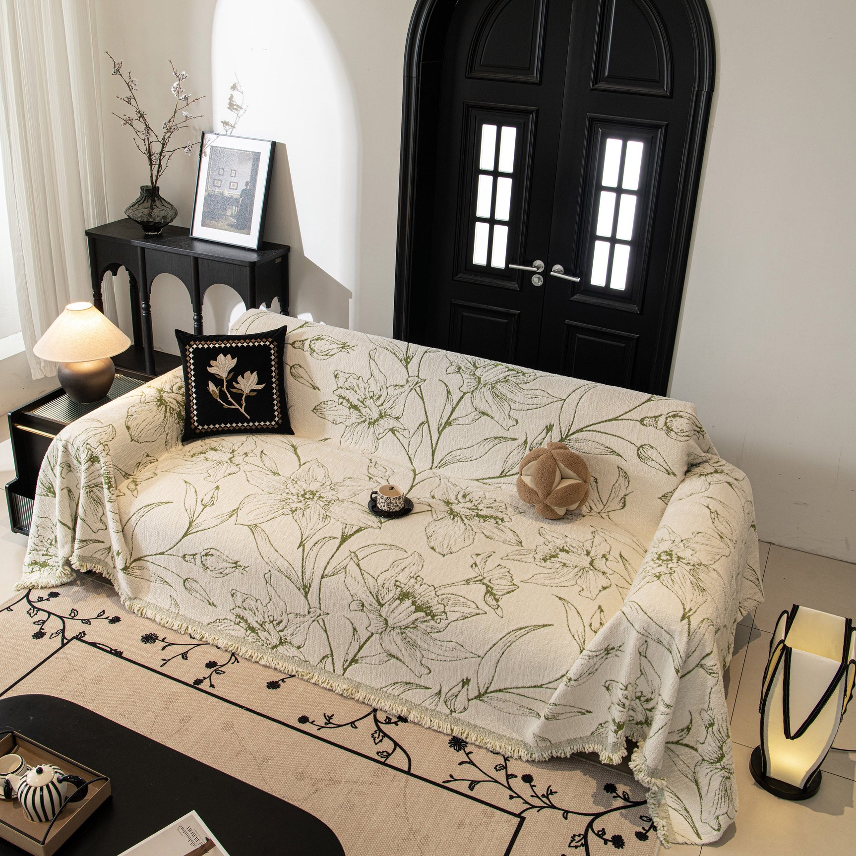 Large Floral Sofa Cover Throw Blanket, Plush Jacquard Non-Shedding Couch Cover for Pets - Ornate Home