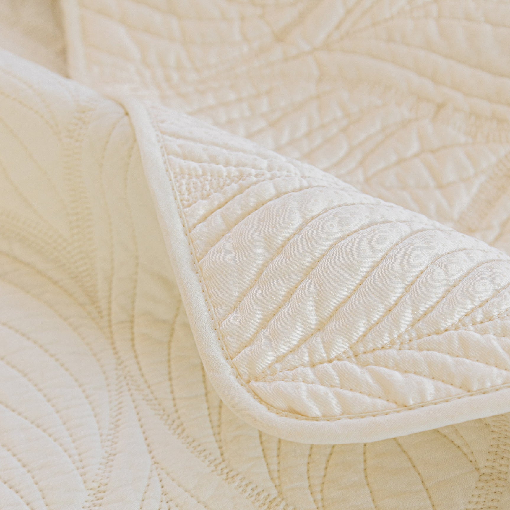 Leaf Vein Textured Cotton Quilted Sofa Slipcover, Non-Slip Modular Couch Covers - Ornate Home