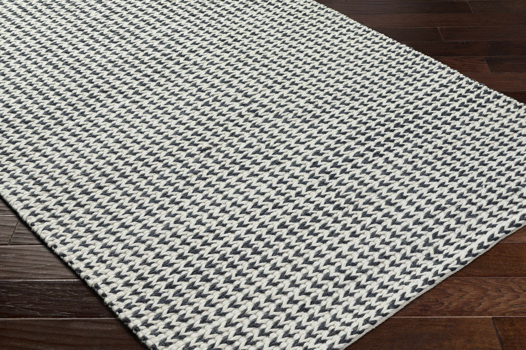 Lenci Silver Beige Area Rug - Ornate Home