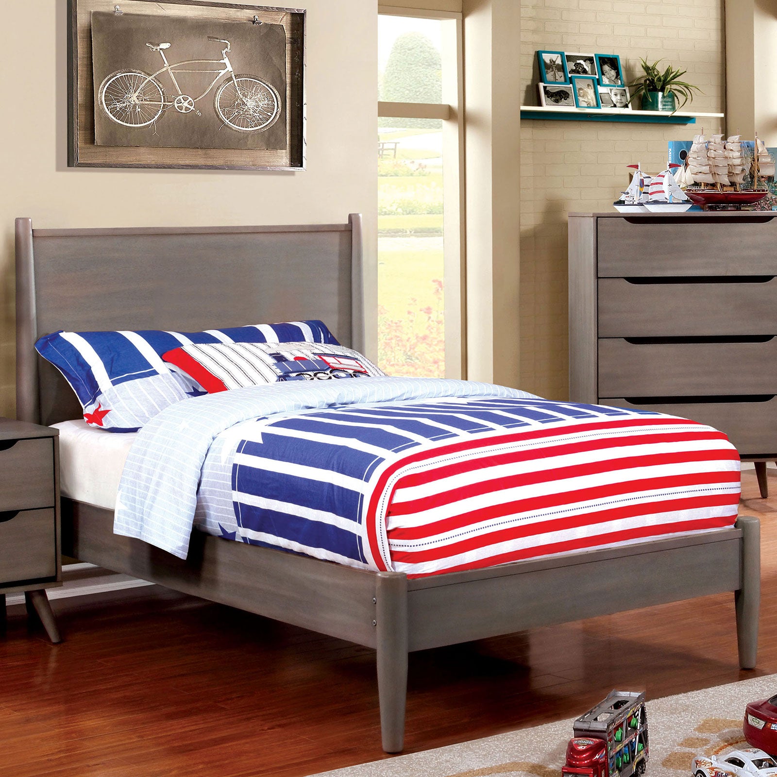 Lennart Gray 4 Pc. Twin Bedroom Set - Ornate Home