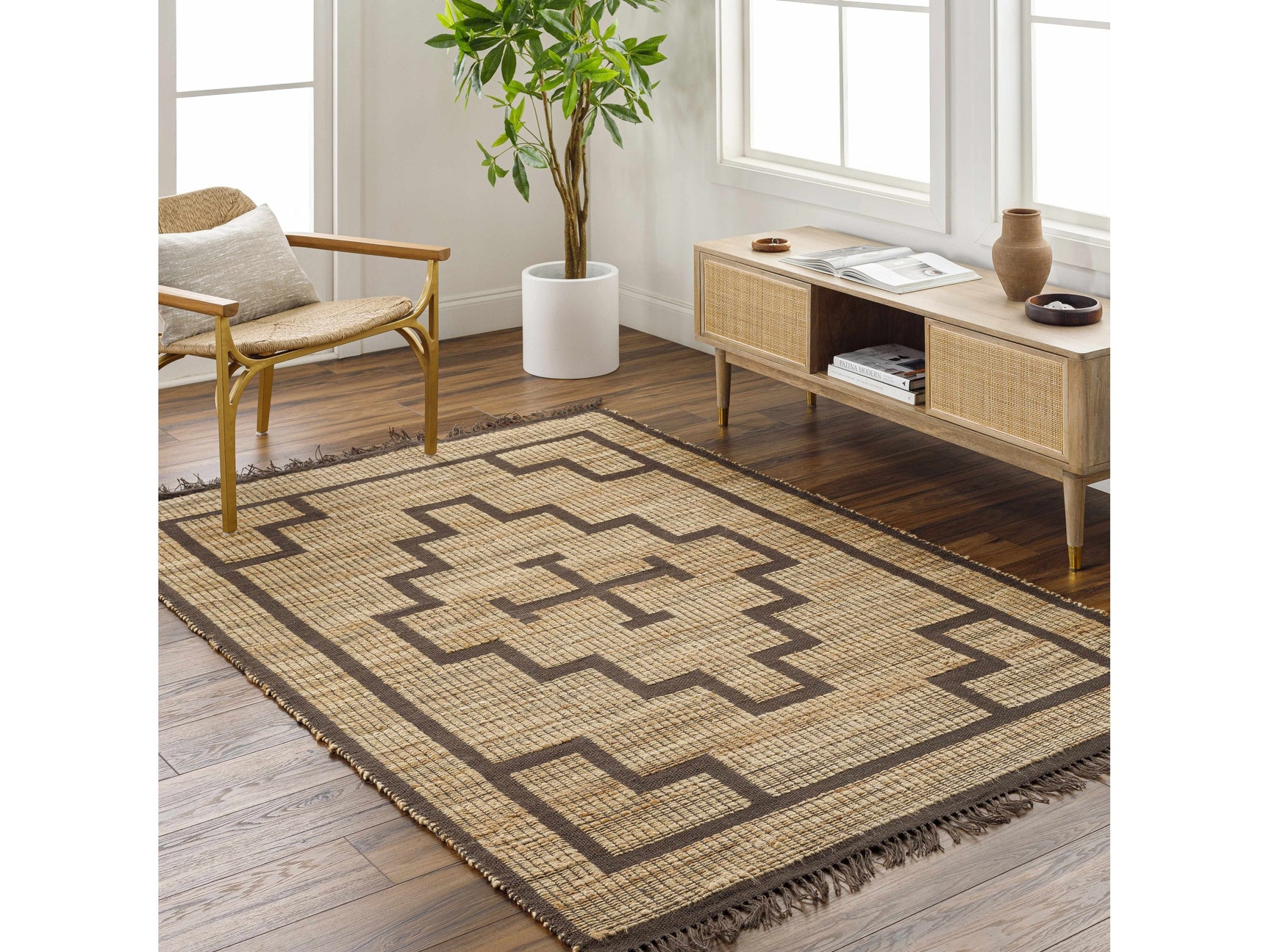 Licha Jute Rug - Ornate Home