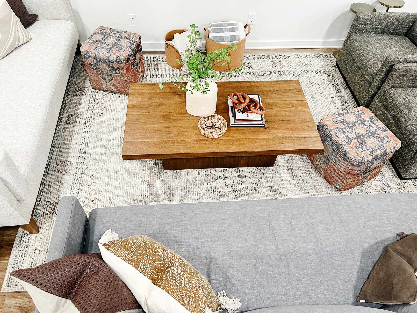 Lila Machine Woven Becki Owens x LIVABLISS BOLC-2301 Area Rug - Ornate Home