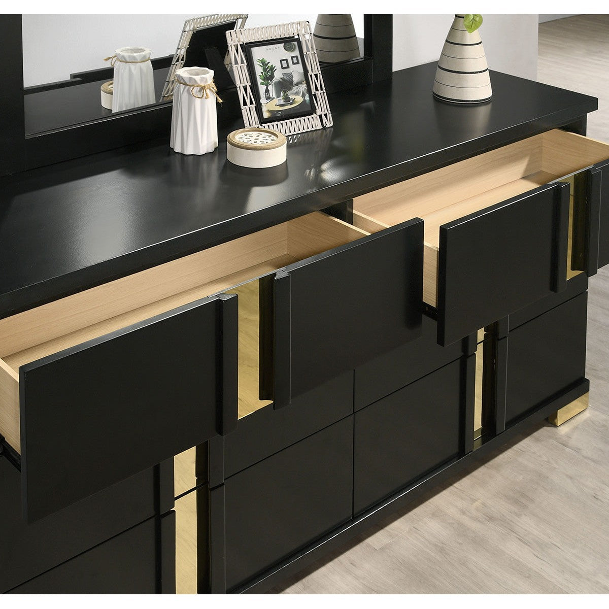 Furniture of America Lillestrom Black/Gold Dresser