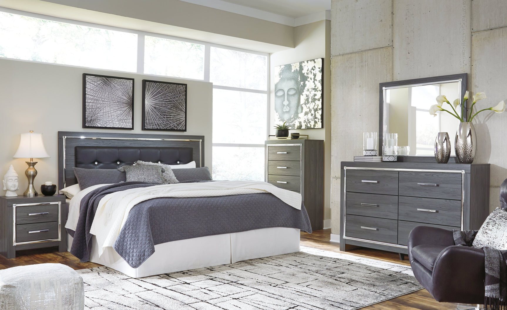 Lodanna Gray King/Cal King Panel Headboard, Dresser and Nightstand (Online Special Price) - Ornate Home