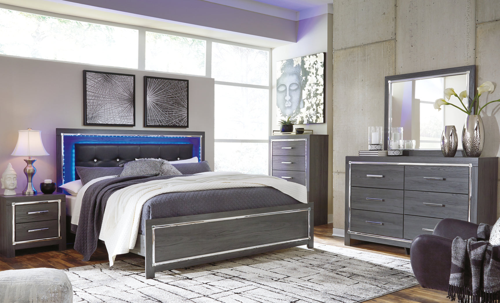 Lodanna Gray King Panel Bedroom Set with Dresser, Mirror, Chest and 2 Nightstands - Ornate Home