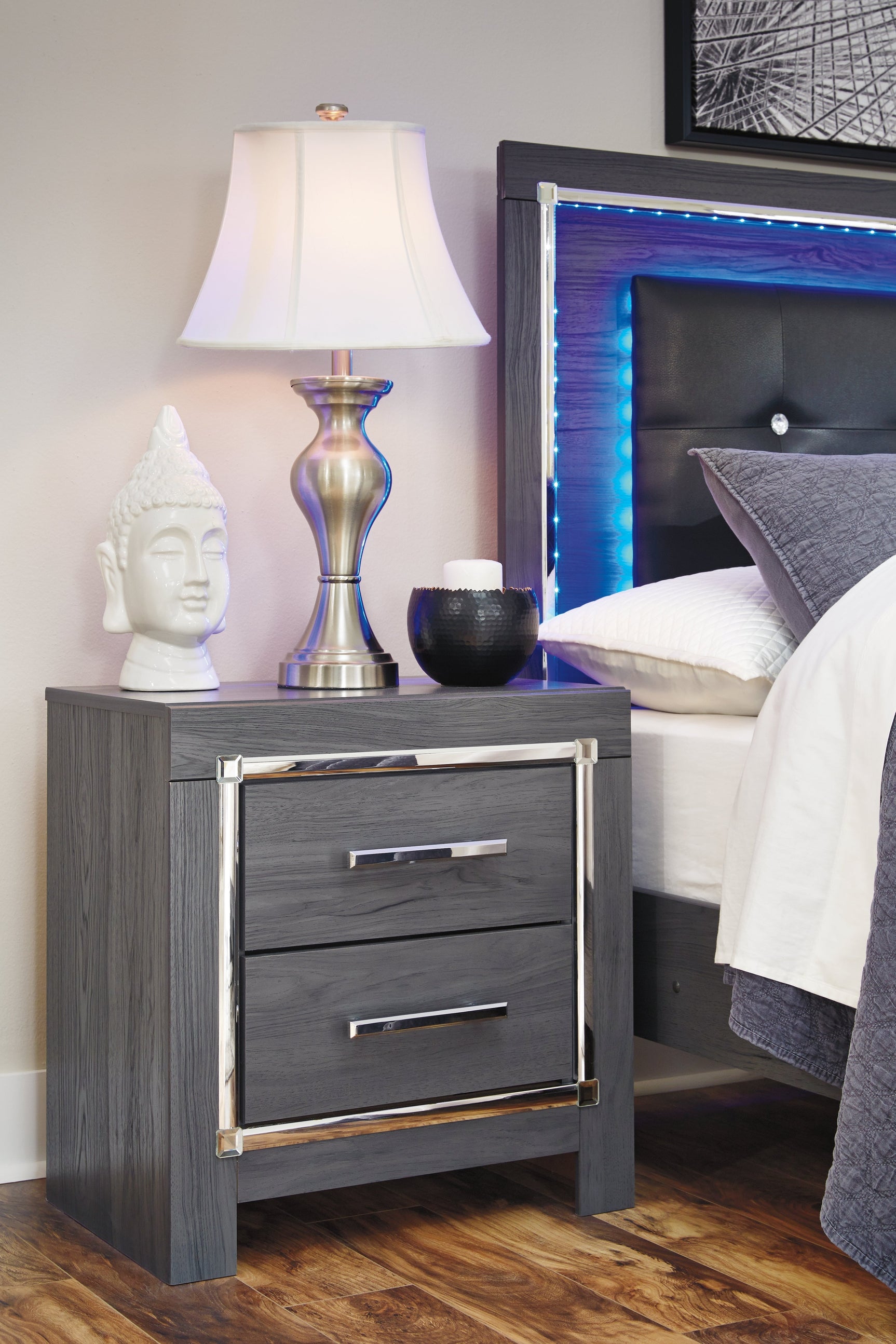 Lodanna Gray Queen Storage Bedroom Set with Dresser and Nightstand (Online Special Price) - Ornate Home