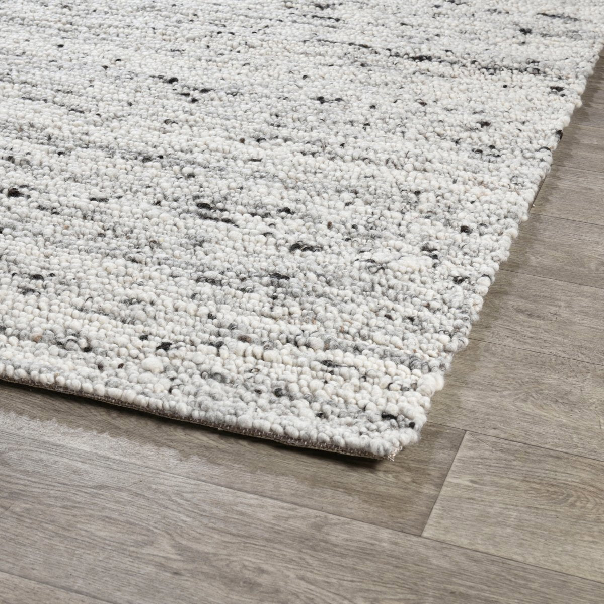Loomis Ivory/Gray 8'x10' Rug