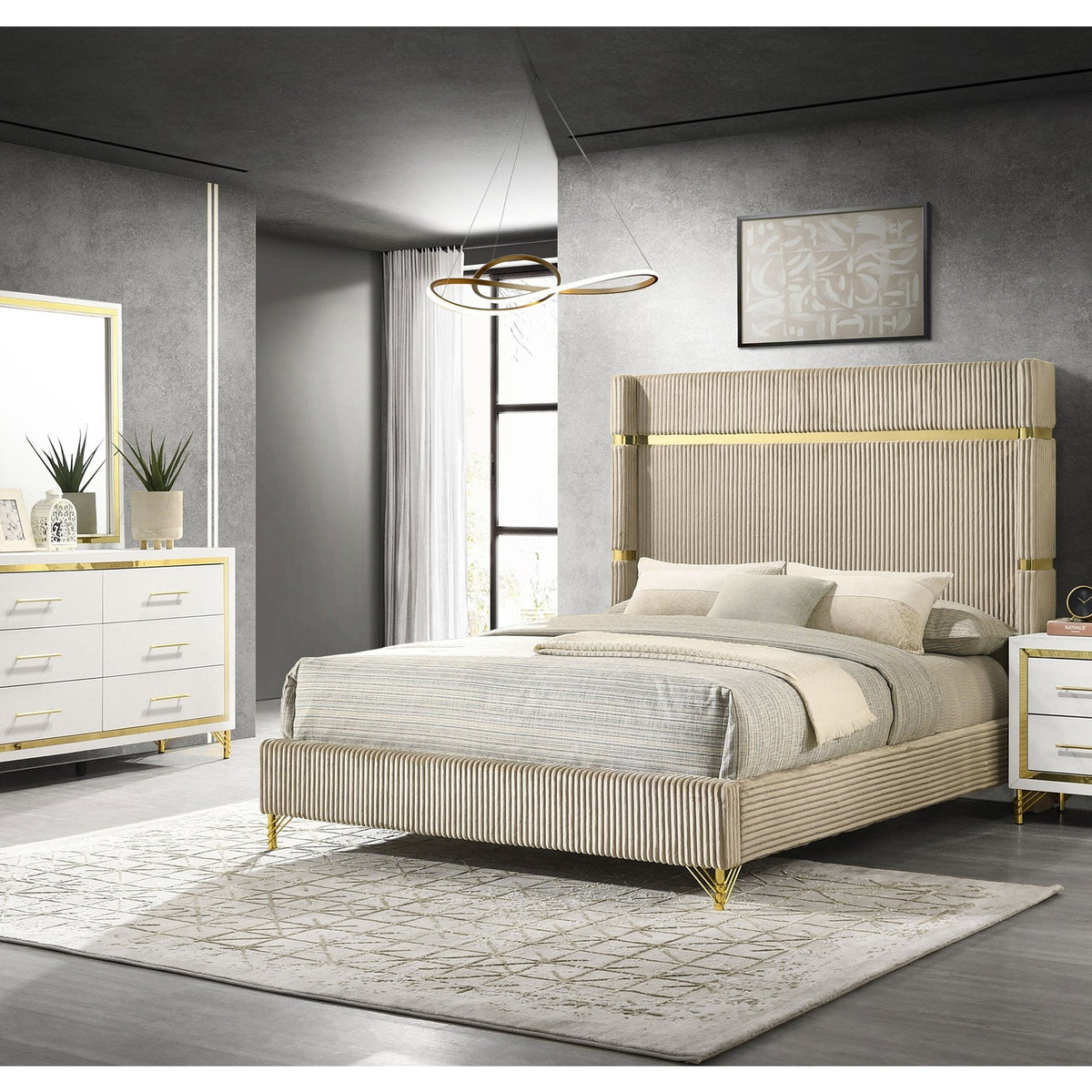 Coaster Lucia Beige / White 4-piece Queen Bedroom Set | Ornate Home