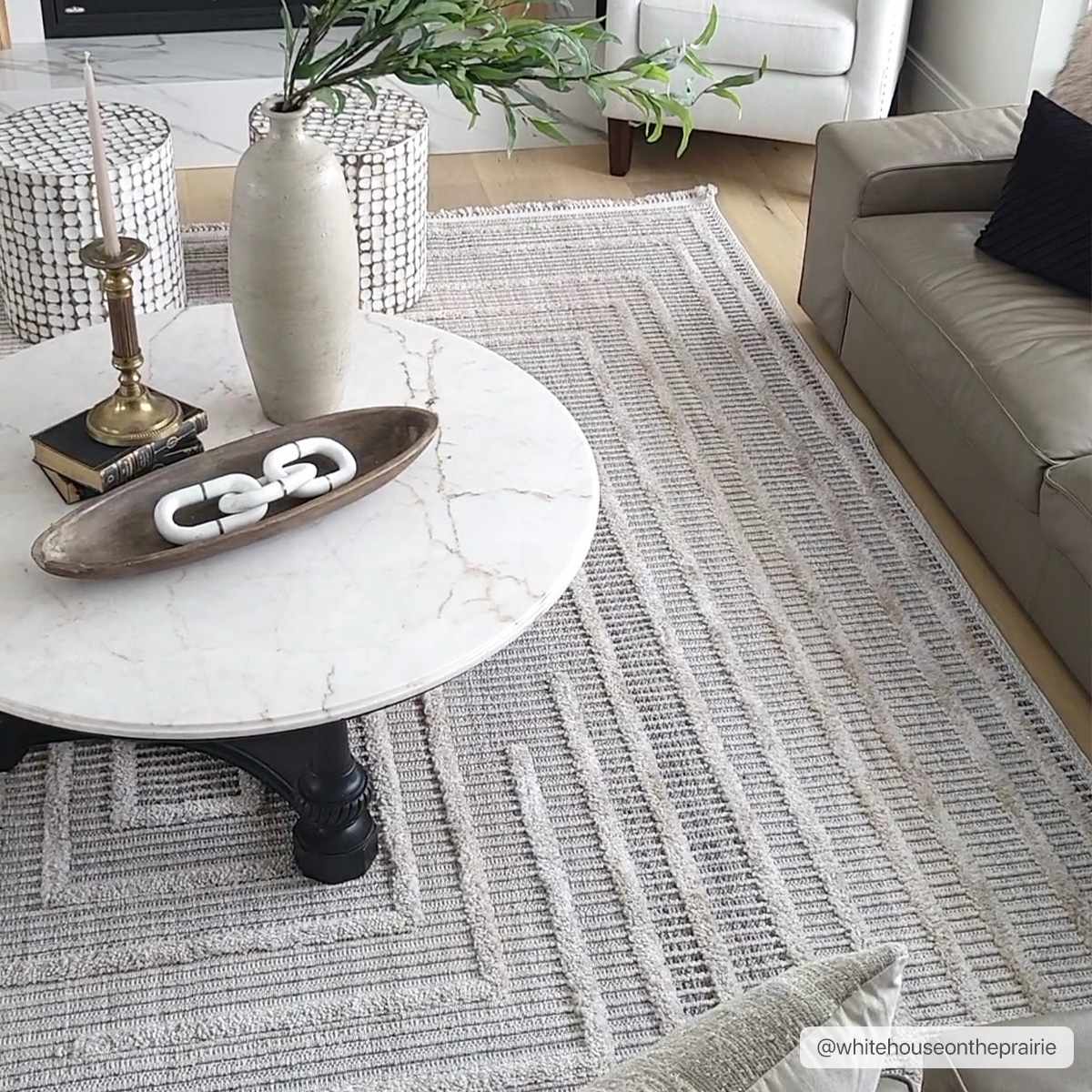 Lunao Area Rug - Ornate Home