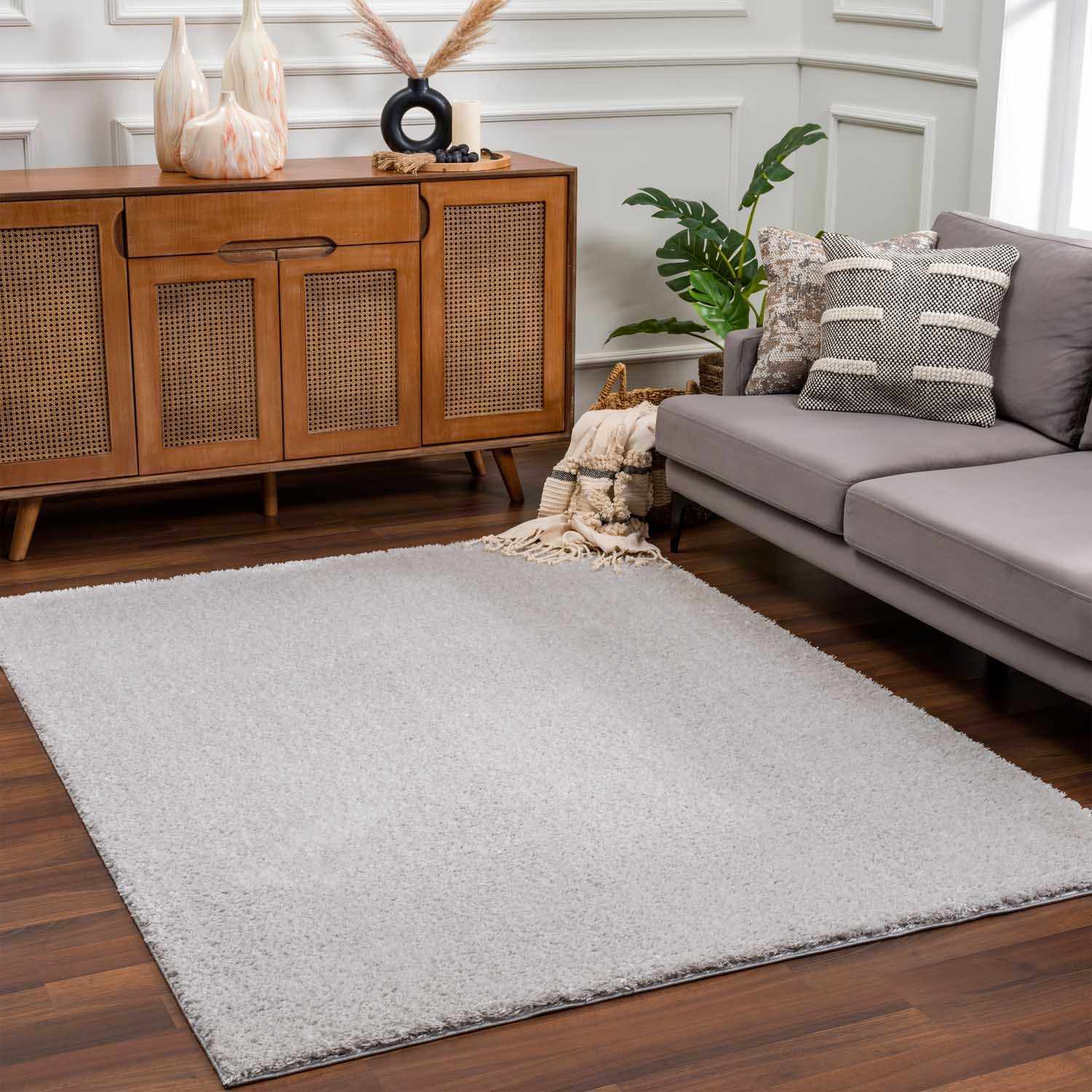 Lunaro Gray Subtle Wavy Abstract Modern Minimalist Polyester Machine Woven Area Rug - Clearance - Ornate Home