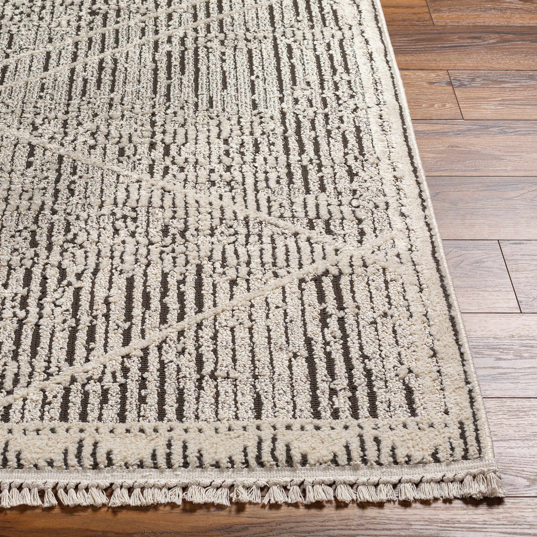 Luuk Area Rug - Ornate Home