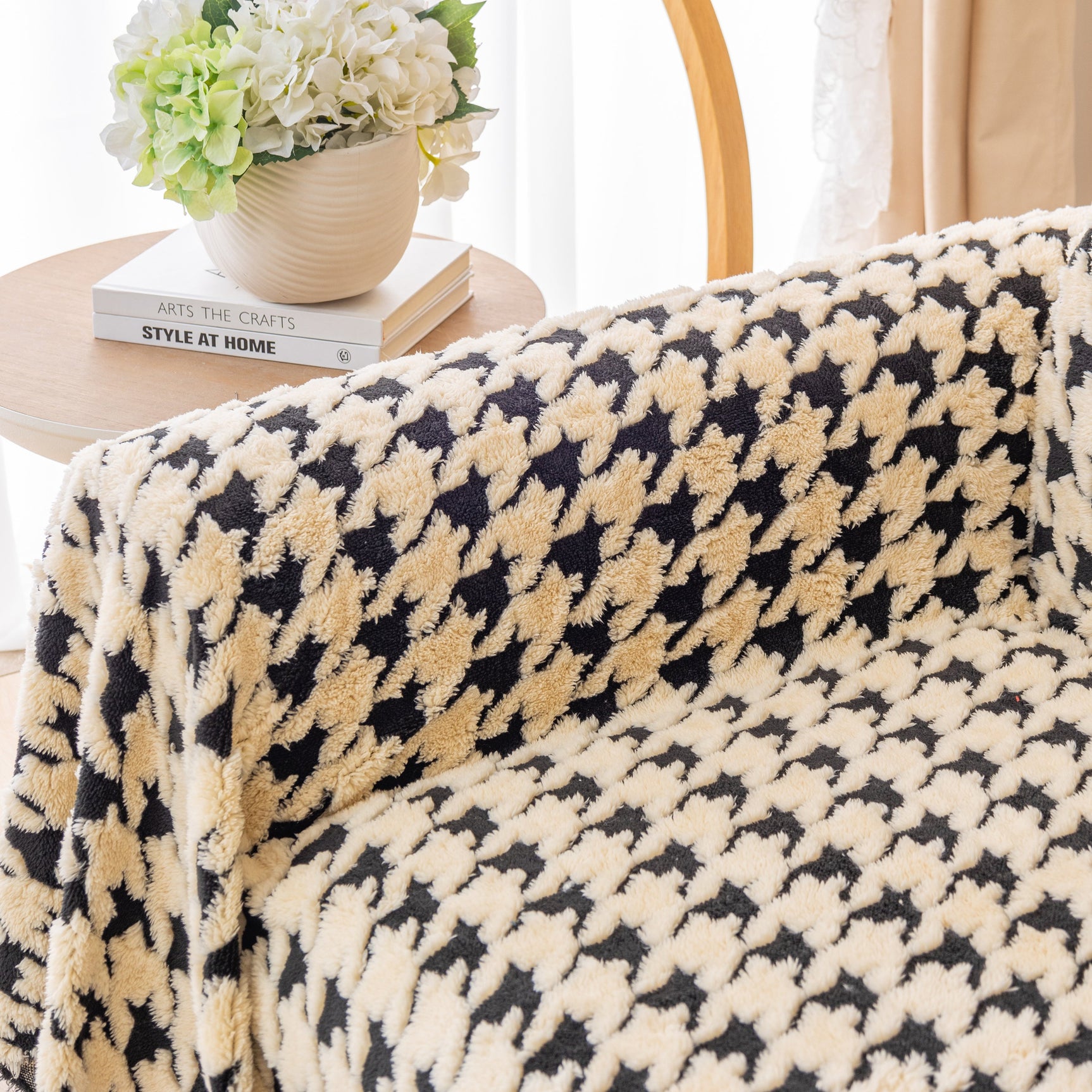 Luxury Plush Universal Couch Cover Blanket, Washable Couch Protector Houndstooth Sofa Covers - Ornate Home