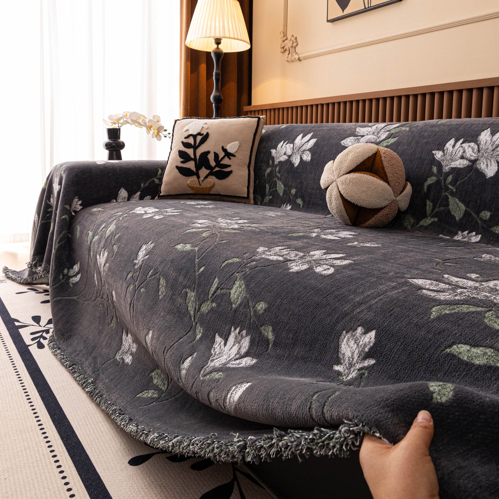Luxury Thickened Sofa Throw Cover, Decorative Cozy Floral Jacquard Couch Cover Blanket - Ornate Home