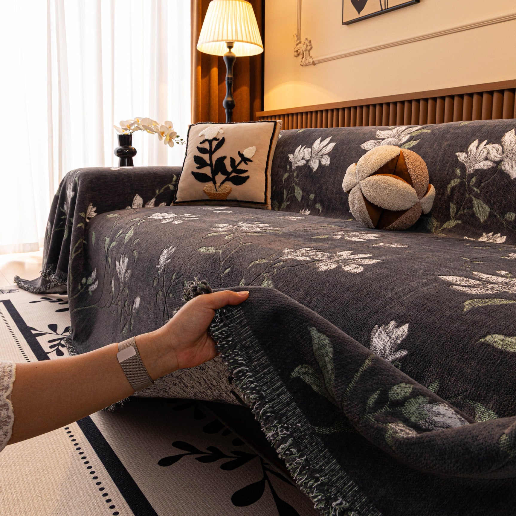 Luxury Thickened Sofa Throw Cover, Decorative Cozy Floral Jacquard Couch Cover Blanket - Ornate Home