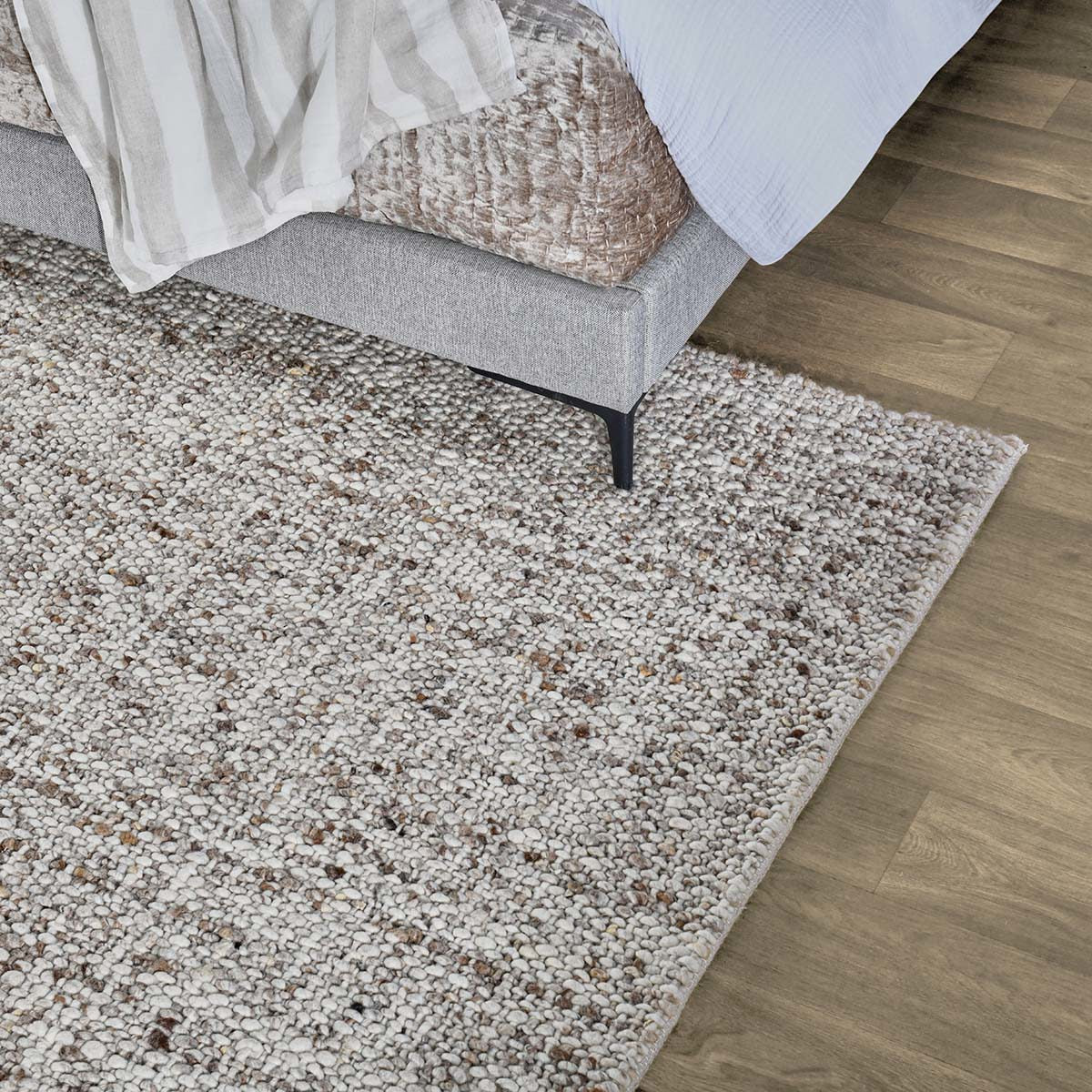 Lynwood Gray Wool Rug - Ornate Home