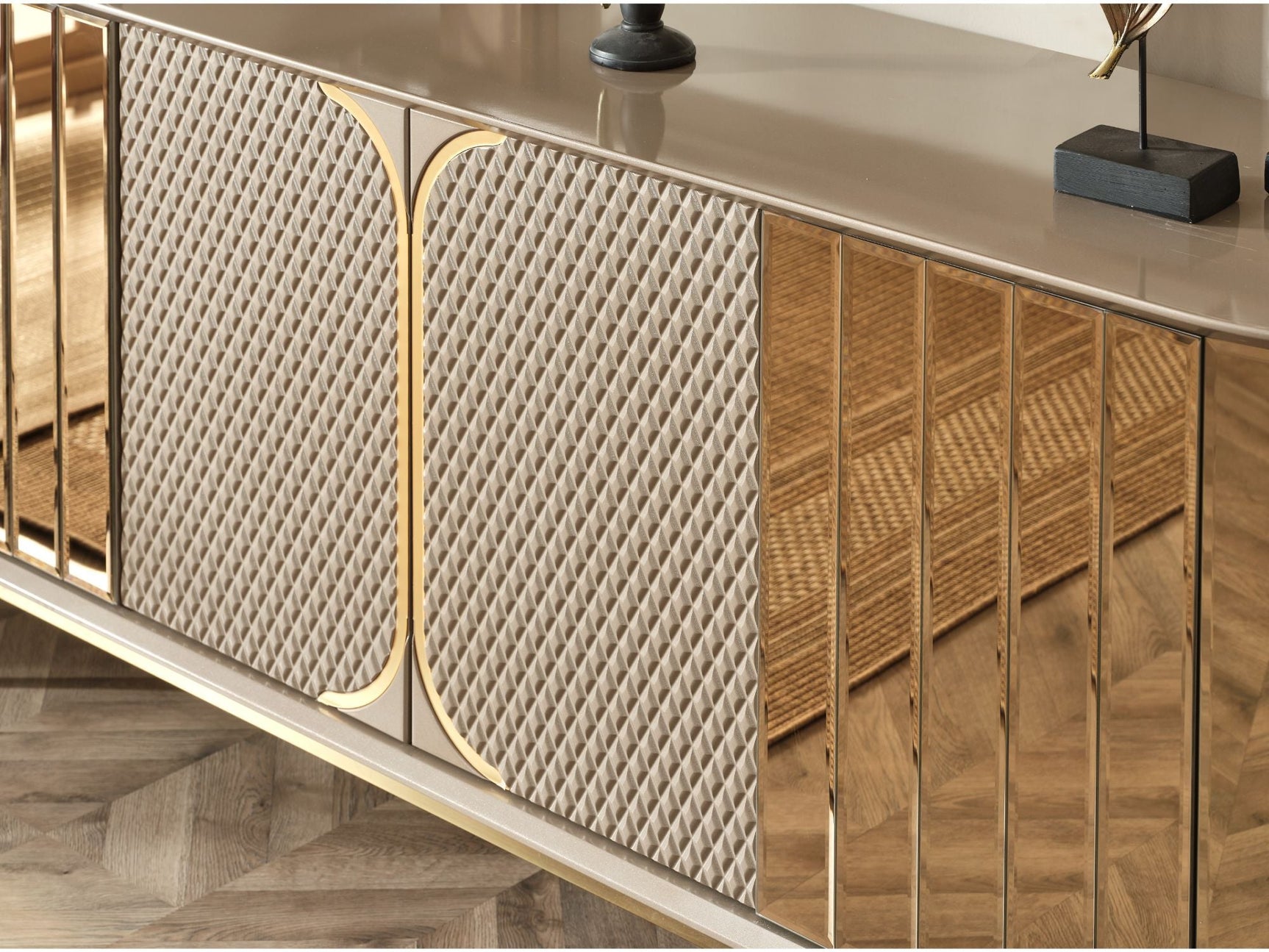 Madrid Cream/Gold Consol With Mirror