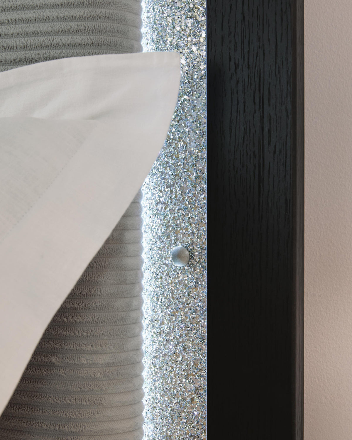 Maeling Black/Gray Queen UPH Panel Headboard - Ornate Home